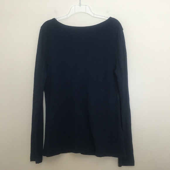 Aventura Organic Cotton Knit V-neck Knot Shirt Top - Picture 5 of 5